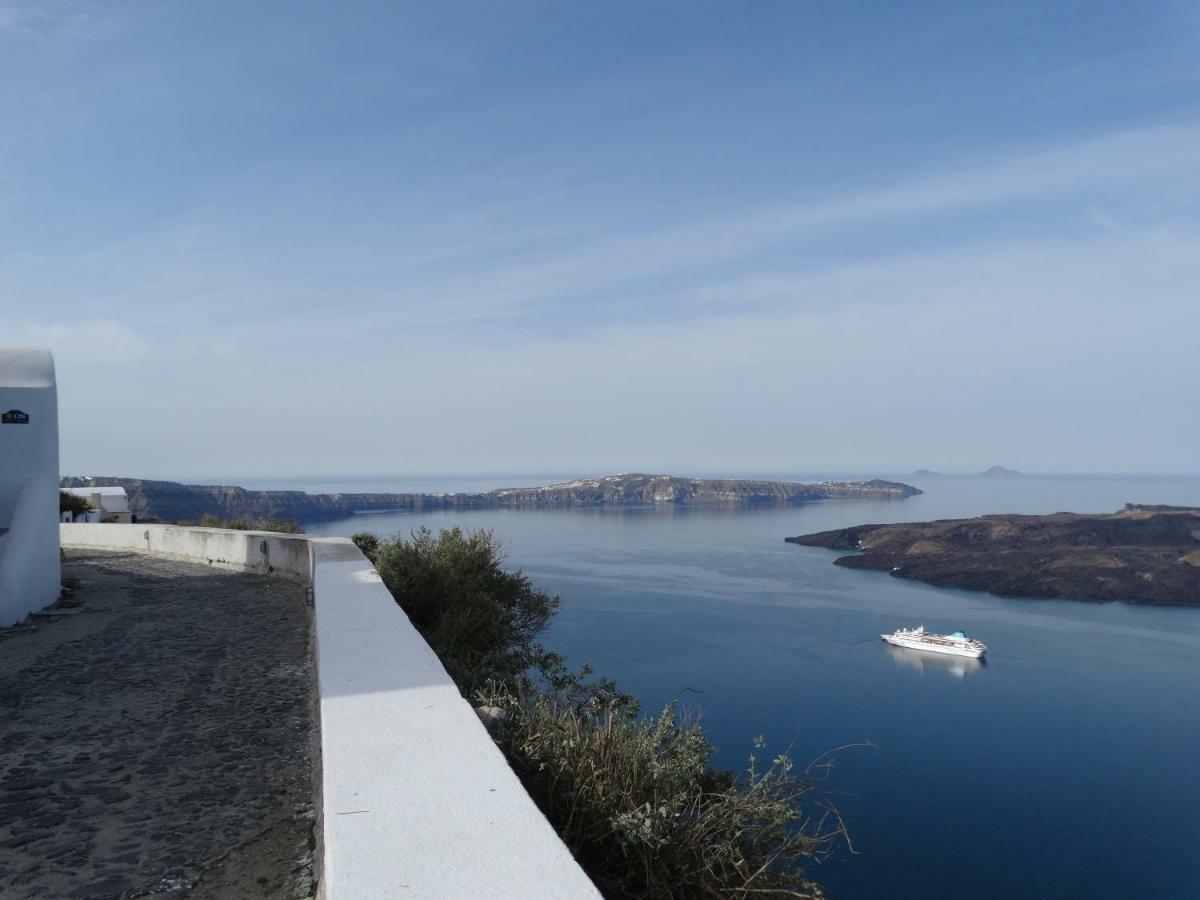 Yposkafo Suites - Studio - Santorini Firá Buitenkant foto